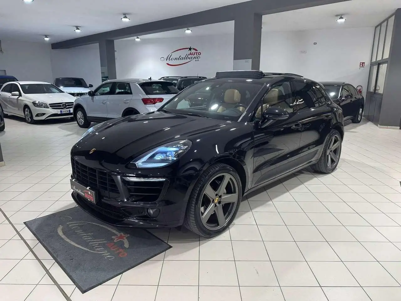 Photo 1 : Porsche Macan 2017 Diesel