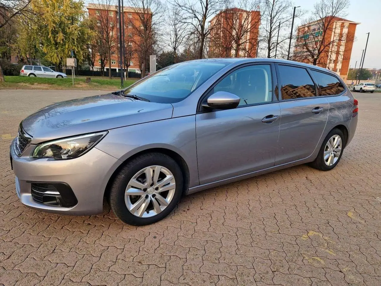 Photo 1 : Peugeot 308 2019 Diesel