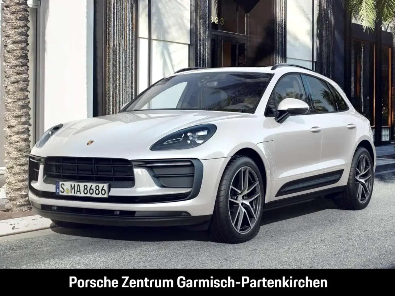 Photo 1 : Porsche Macan 2023 Essence