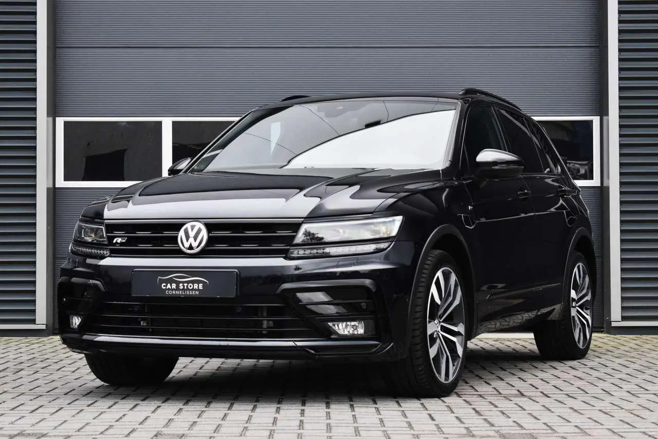 Photo 1 : Volkswagen Tiguan 2017 Petrol