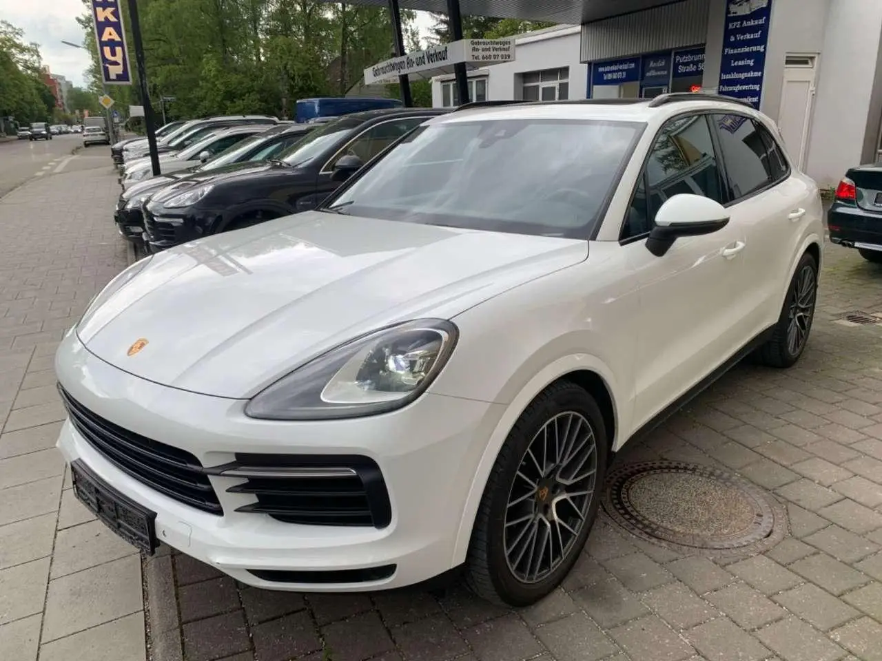 Photo 1 : Porsche Cayenne 2018 Petrol