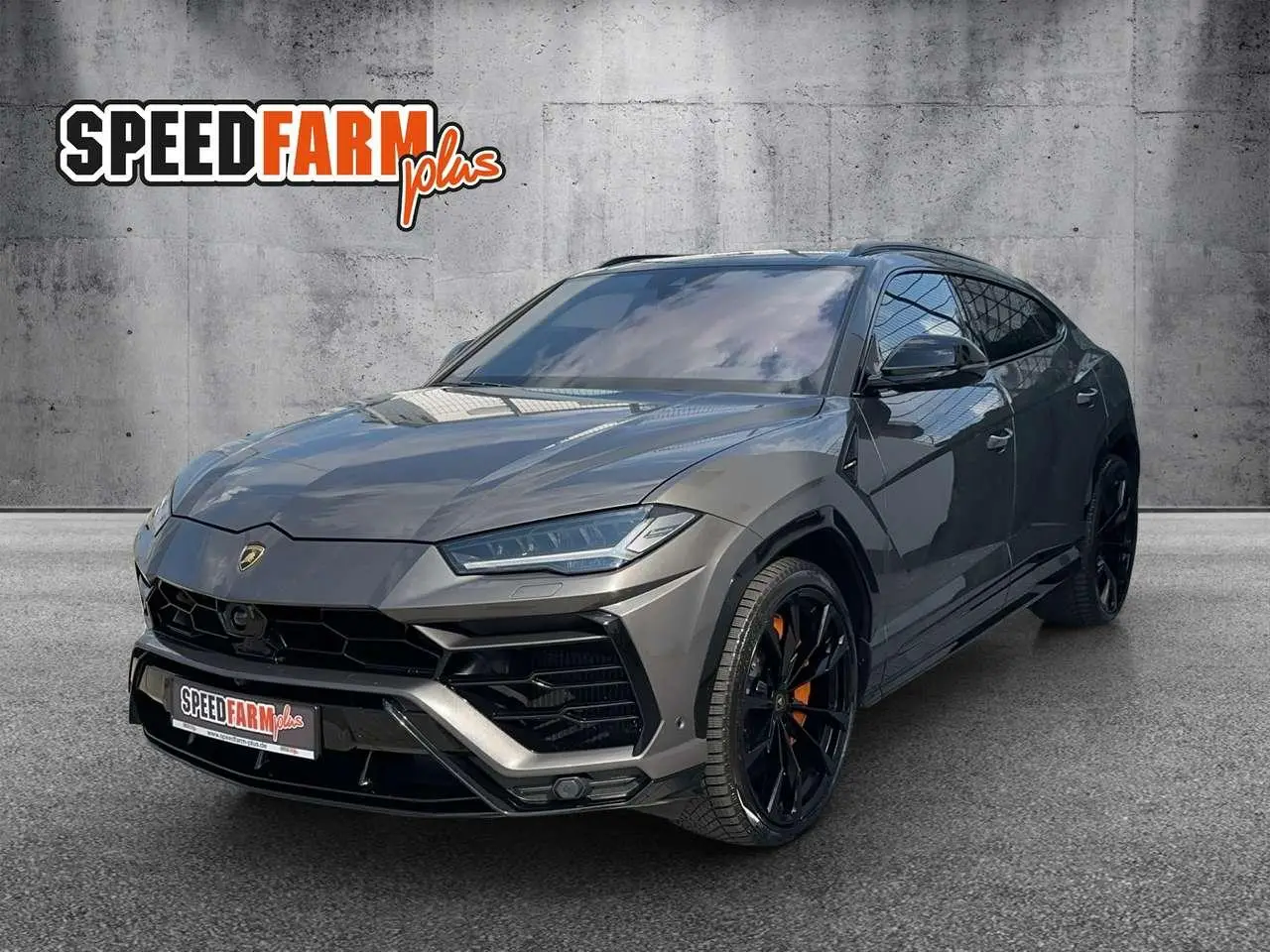 Photo 1 : Lamborghini Urus 2021 Essence