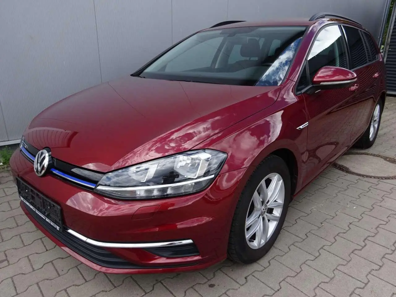 Photo 1 : Volkswagen Golf 2019 Petrol