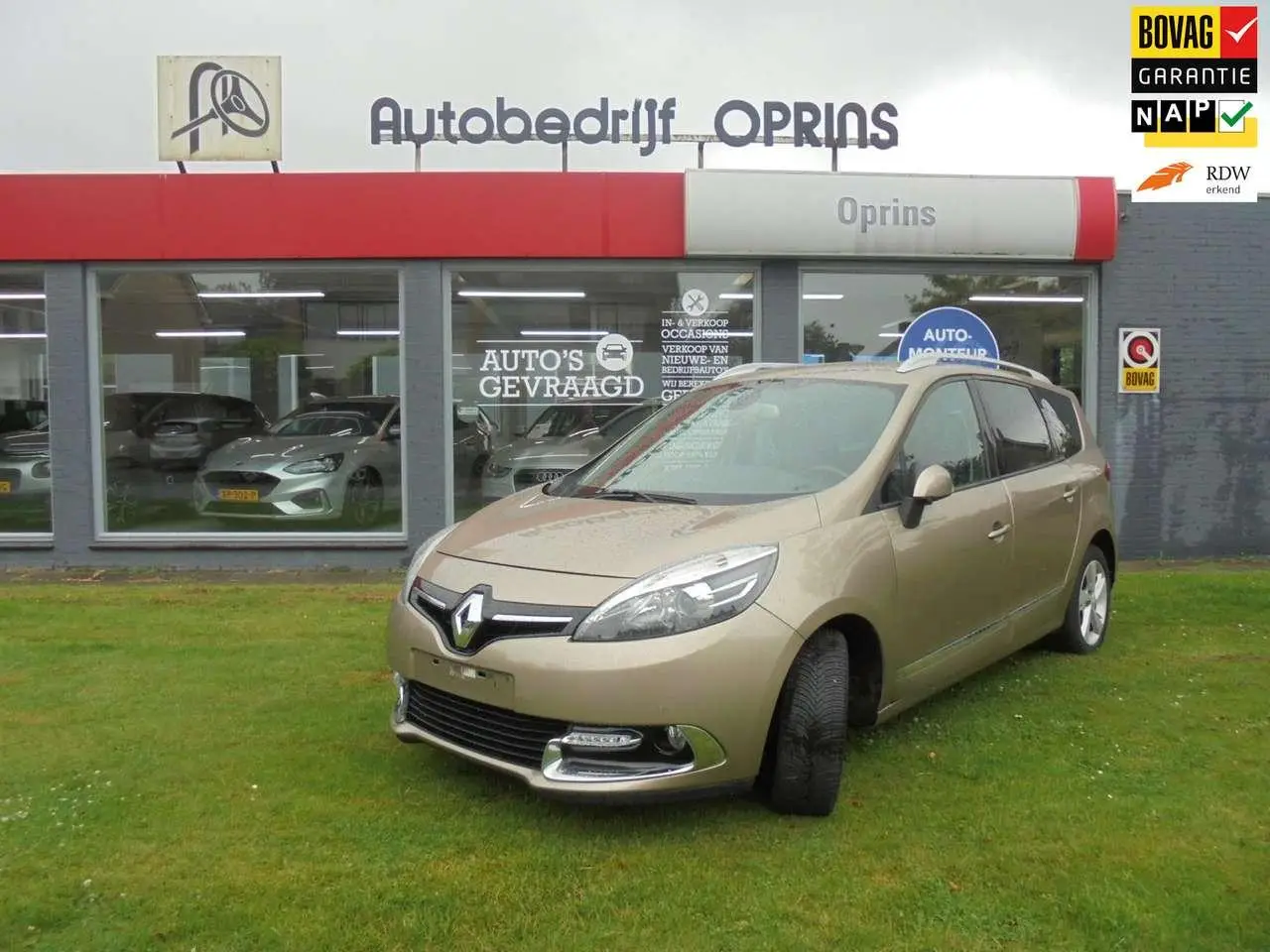 Photo 1 : Renault Grand Scenic 2015 Petrol