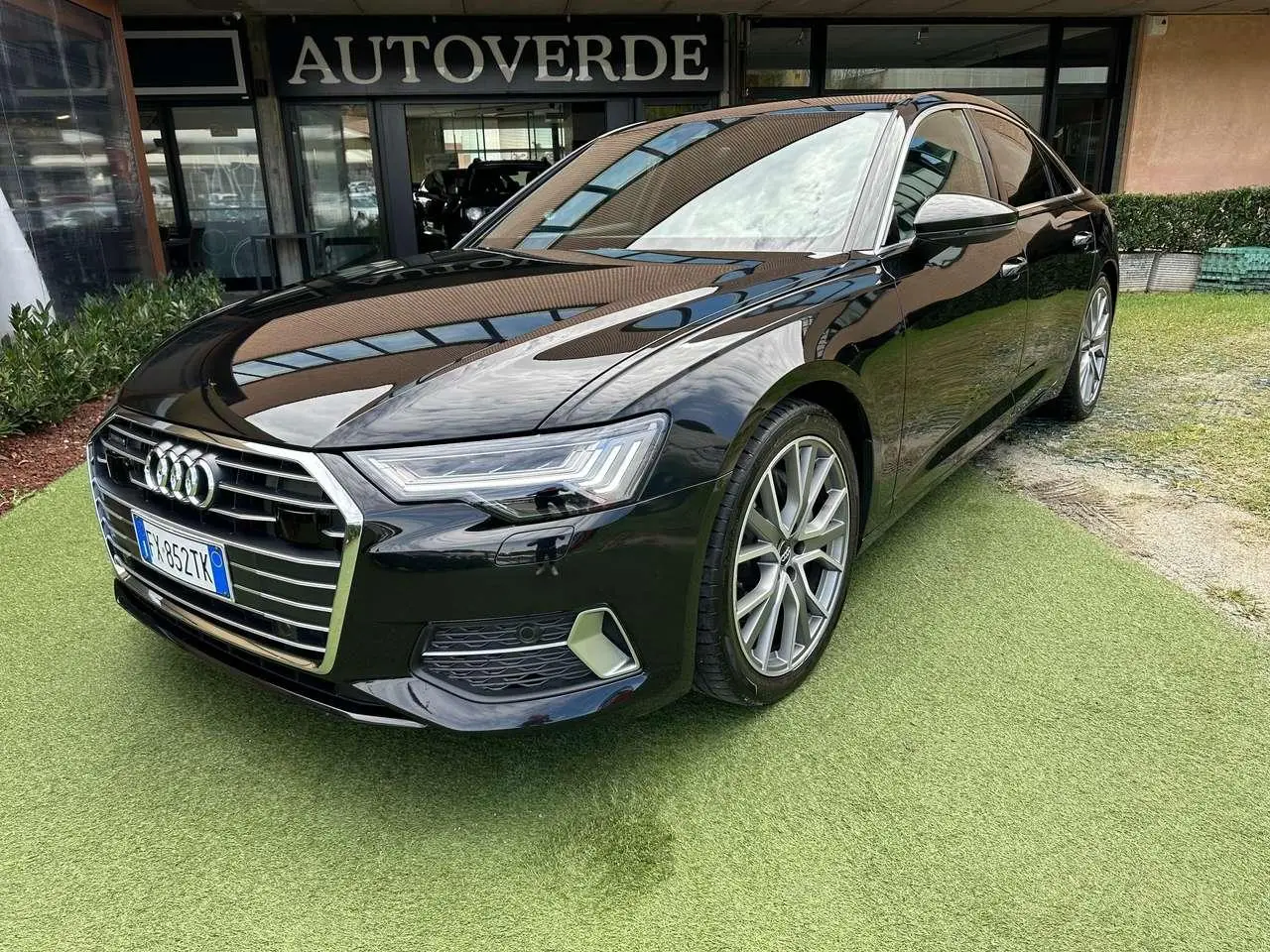 Photo 1 : Audi A6 2019 Hybrid