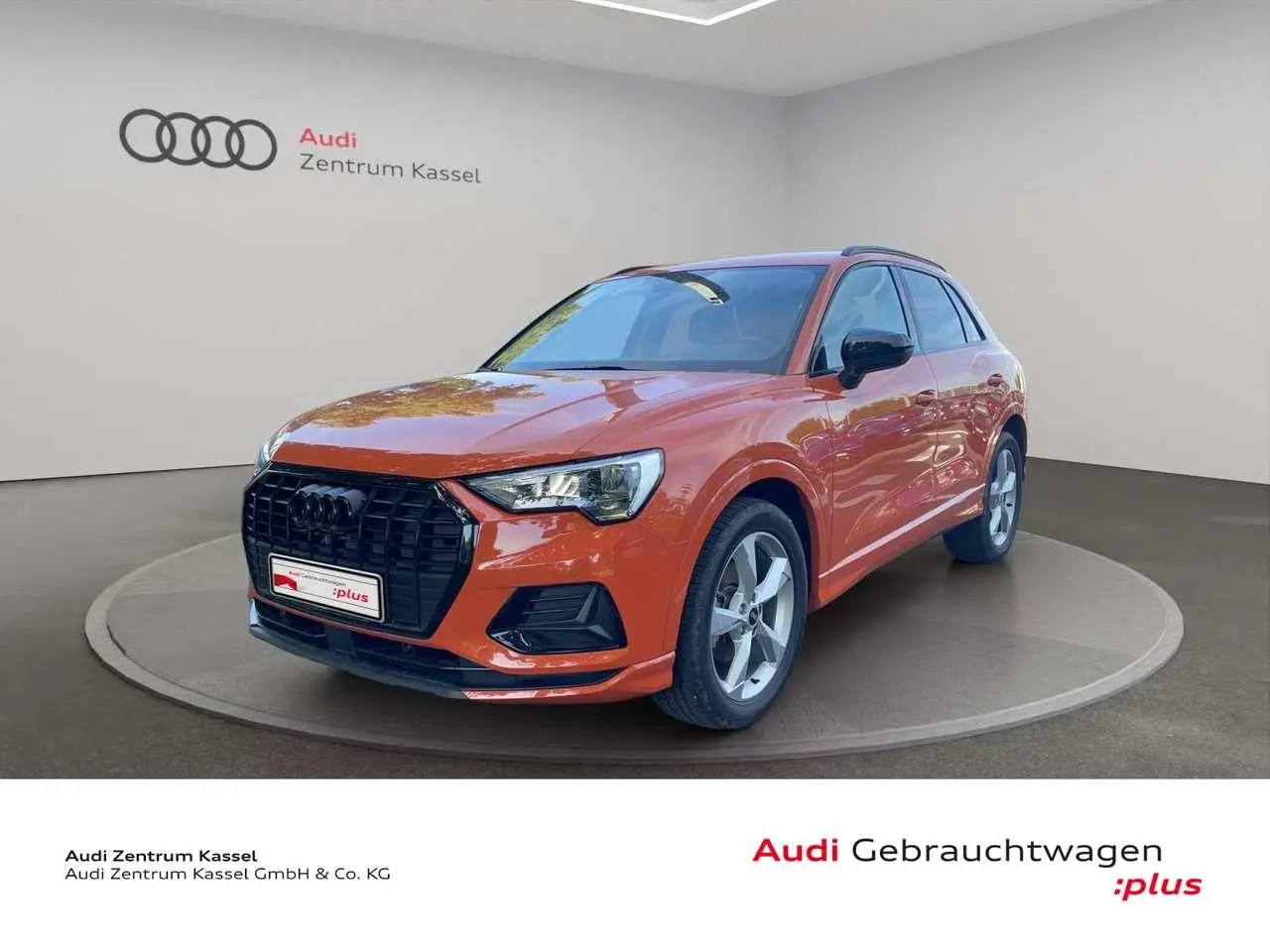 Photo 1 : Audi Q3 2023 Petrol