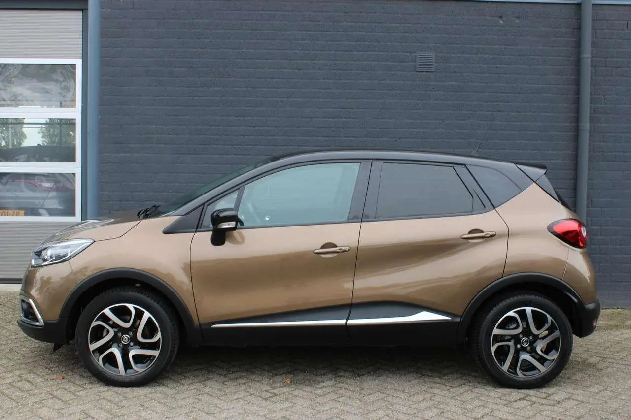 Photo 1 : Renault Captur 2017 Essence