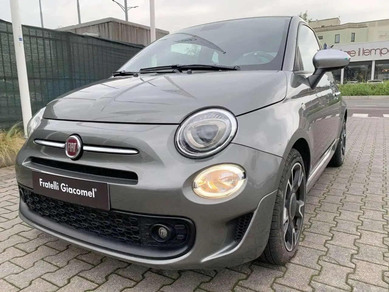 Photo 1 : Fiat 500 2021 Hybrid