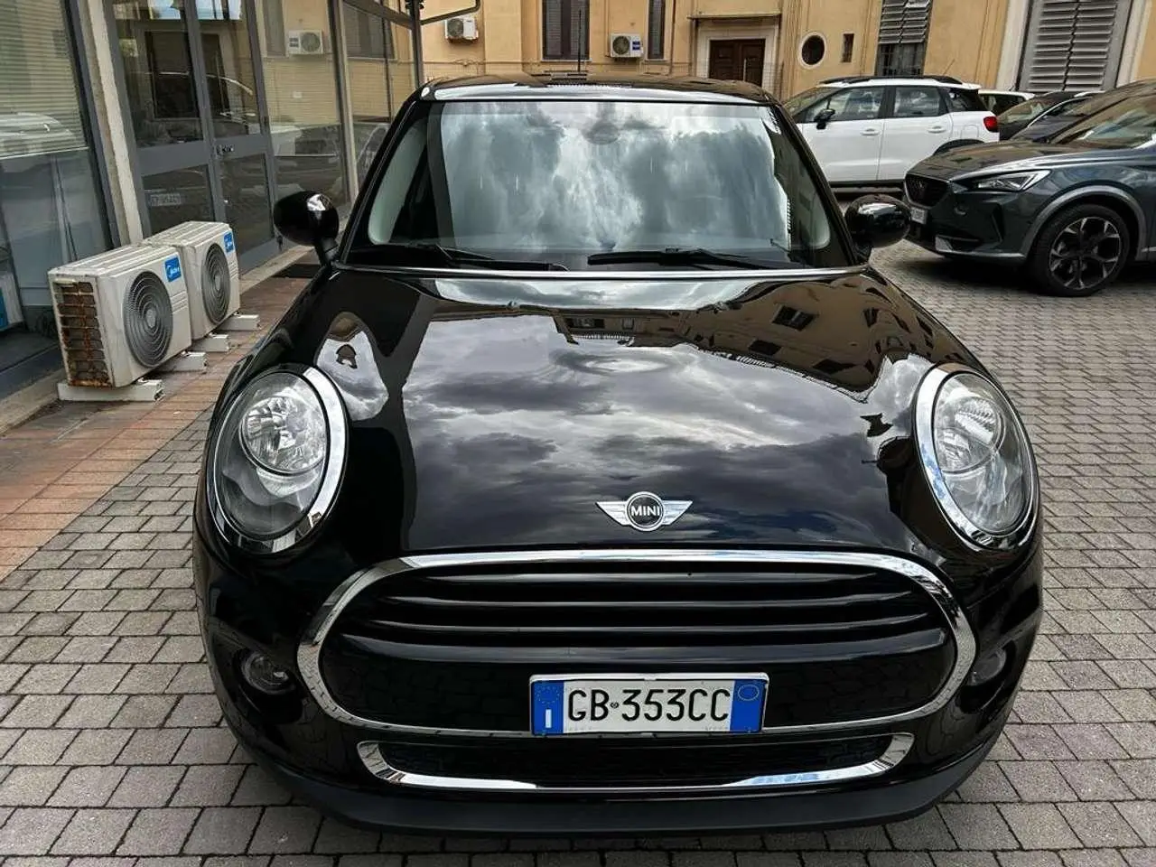 Photo 1 : Mini Cooper 2020 Petrol