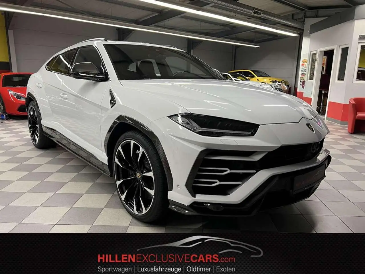 Photo 1 : Lamborghini Urus 2019 Essence