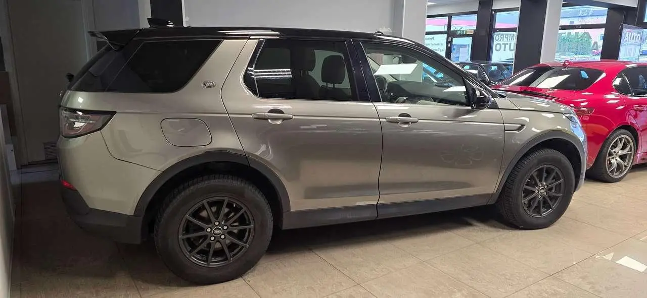 Photo 1 : Land Rover Discovery 2020 Diesel