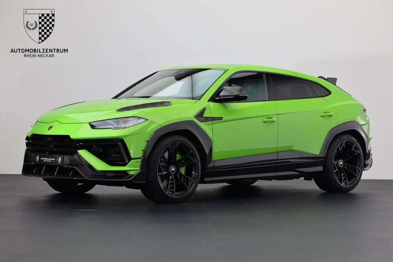 Photo 1 : Lamborghini Urus 2024 Petrol