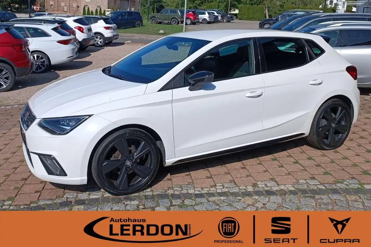 Photo 1 : Seat Ibiza 2020 Petrol