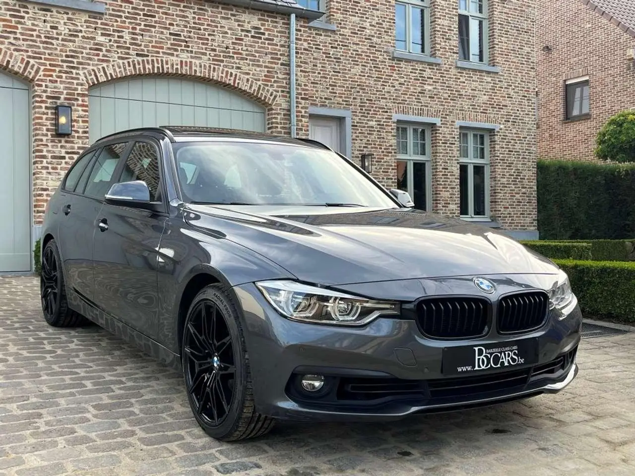 Photo 1 : Bmw Serie 3 2018 Petrol