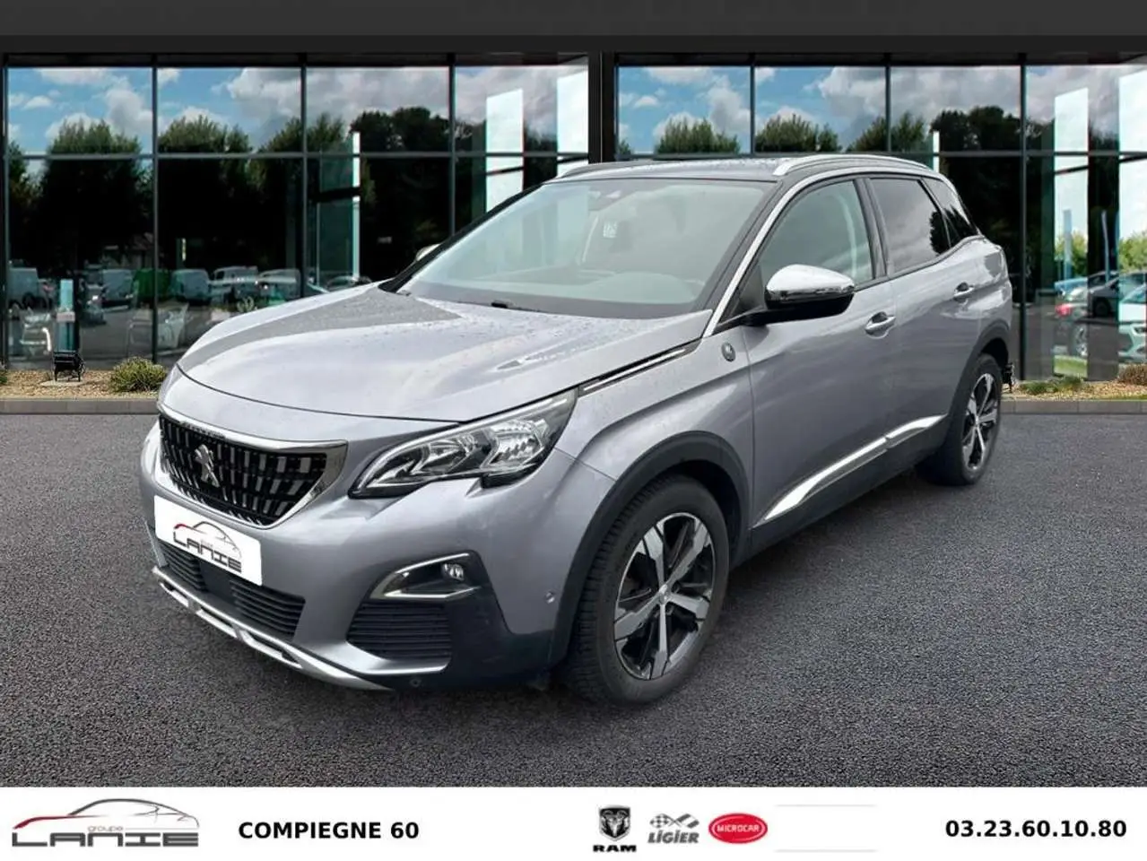 Photo 1 : Peugeot 3008 2019 Essence