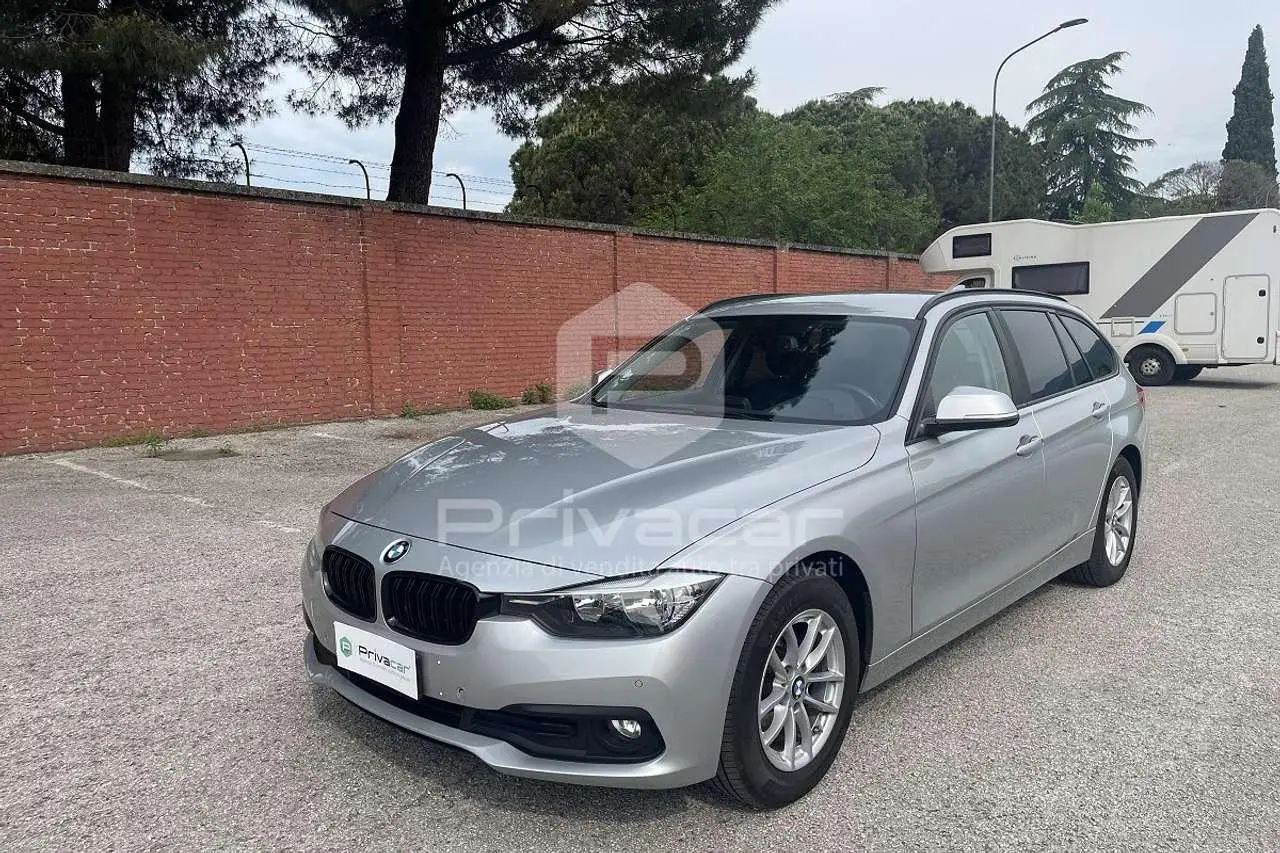 Photo 1 : Bmw Serie 3 2017 Diesel