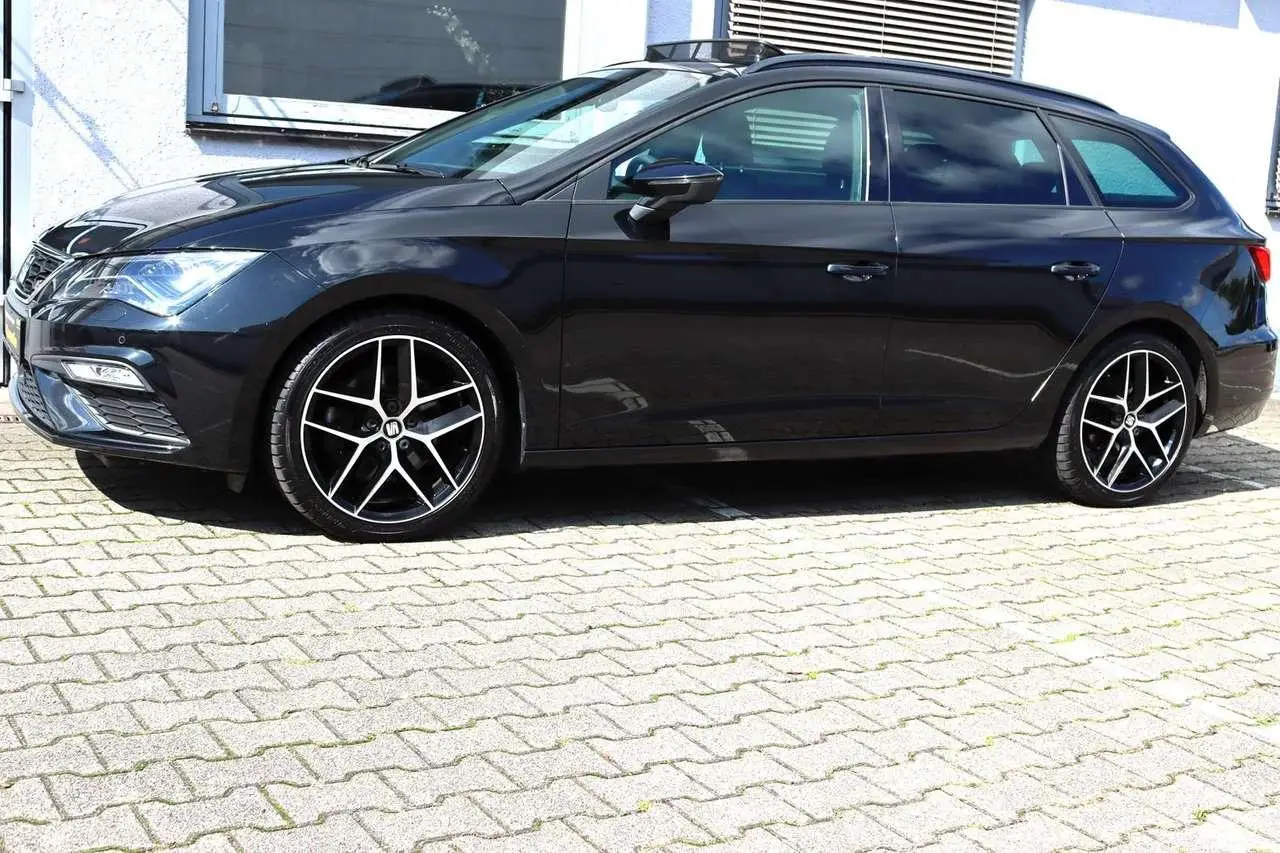 Photo 1 : Seat Leon 2020 Essence