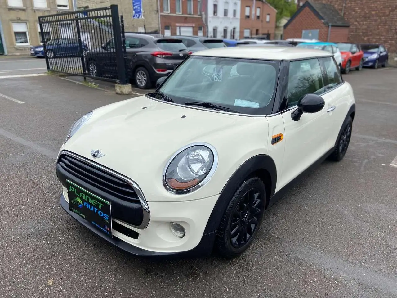 Photo 1 : Mini One 2015 Petrol