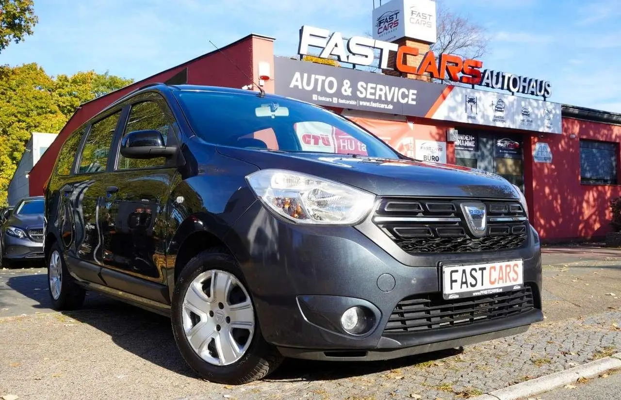 Photo 1 : Dacia Lodgy 2019 Essence