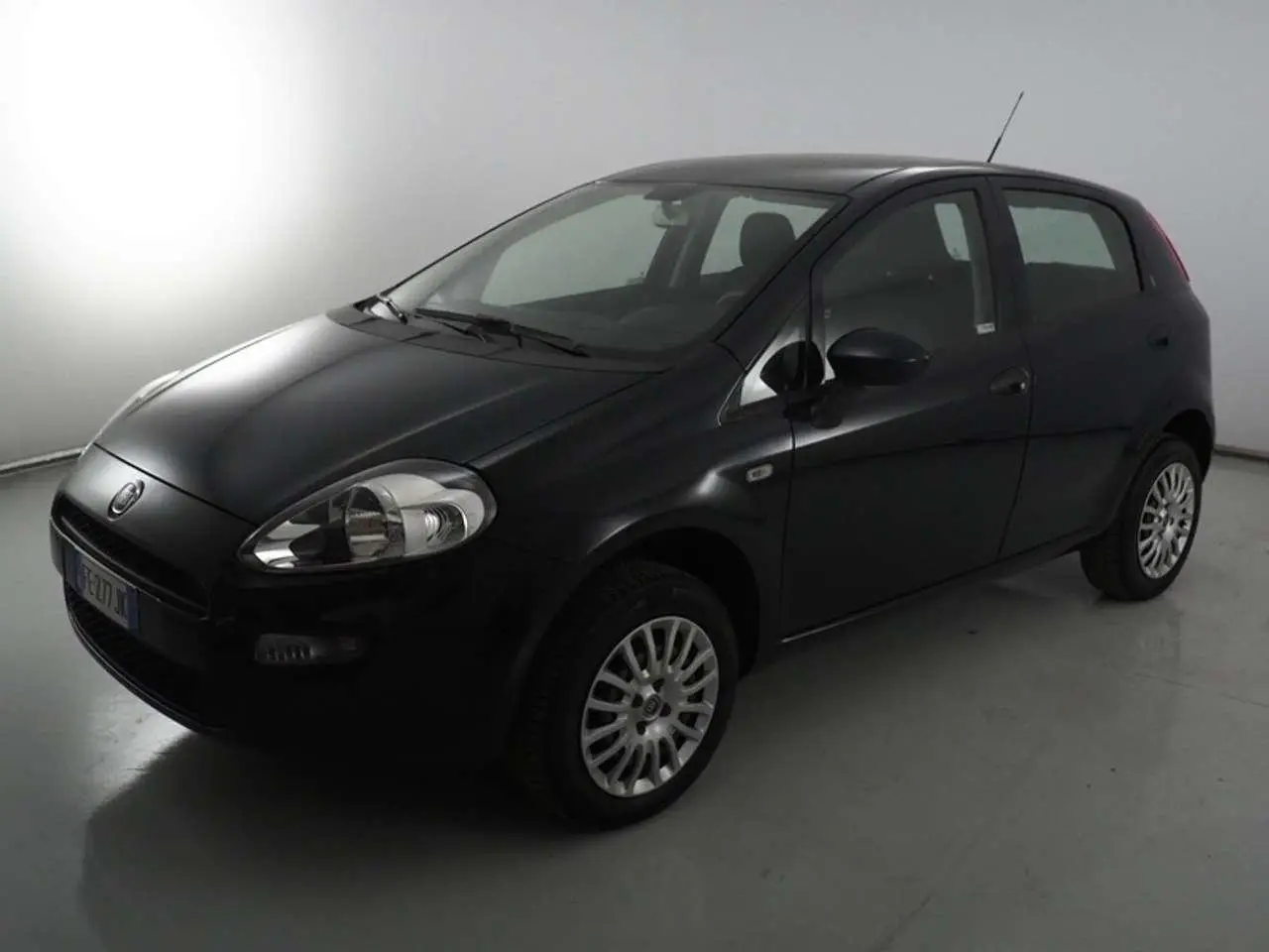 Photo 1 : Fiat Punto 2016 Autres