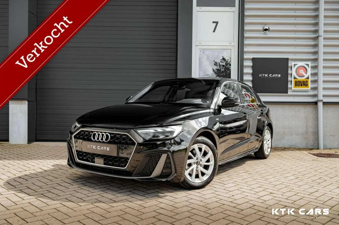 Photo 1 : Audi A1 2023 Petrol