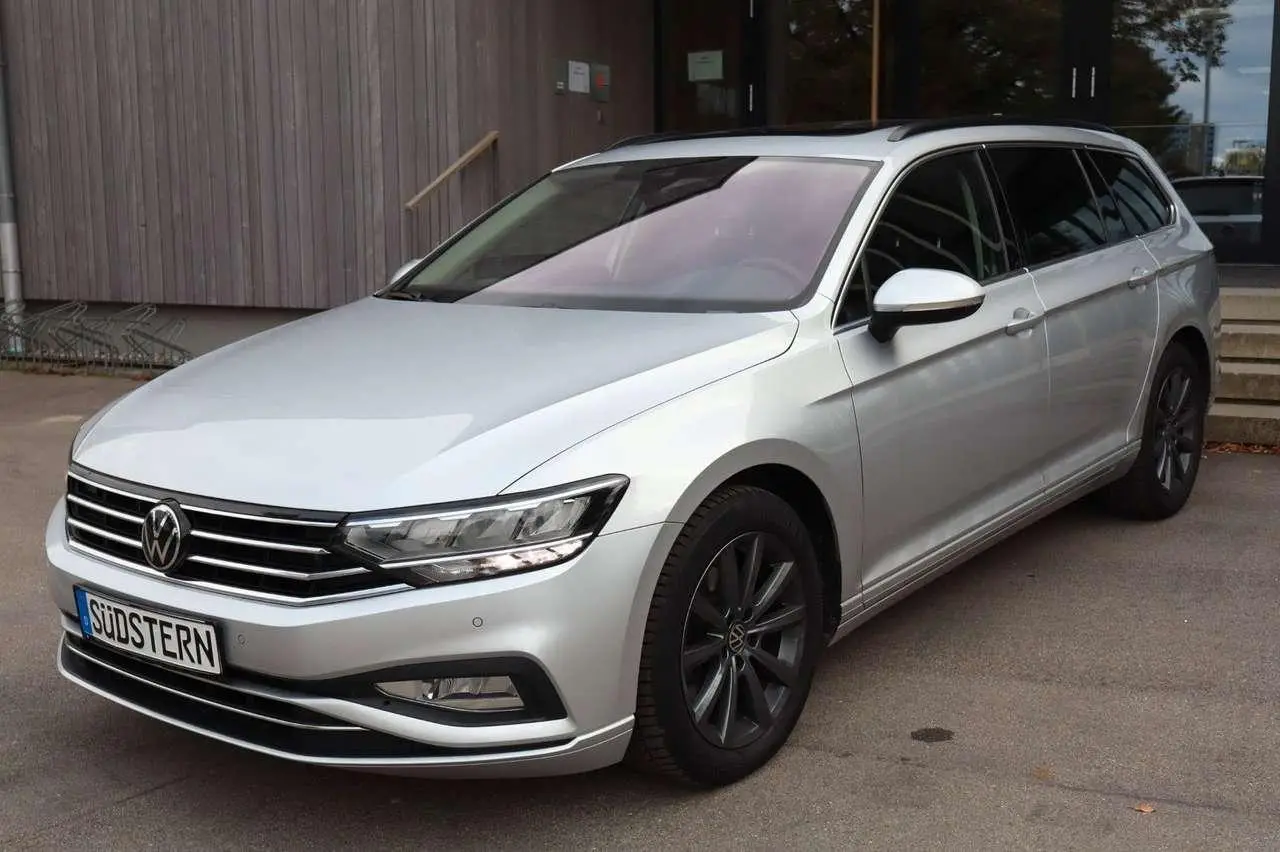 Photo 1 : Volkswagen Passat 2021 Diesel