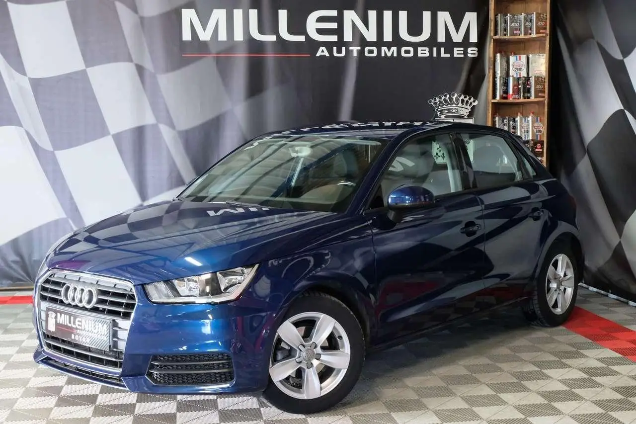 Photo 1 : Audi A1 2016 Petrol