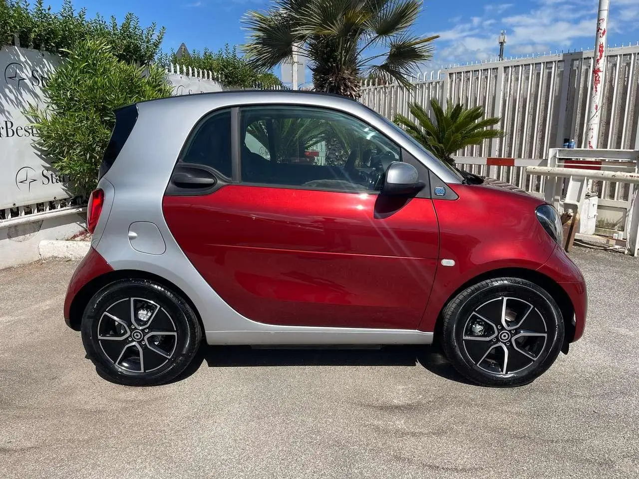 Photo 1 : Smart Fortwo 2021 Électrique