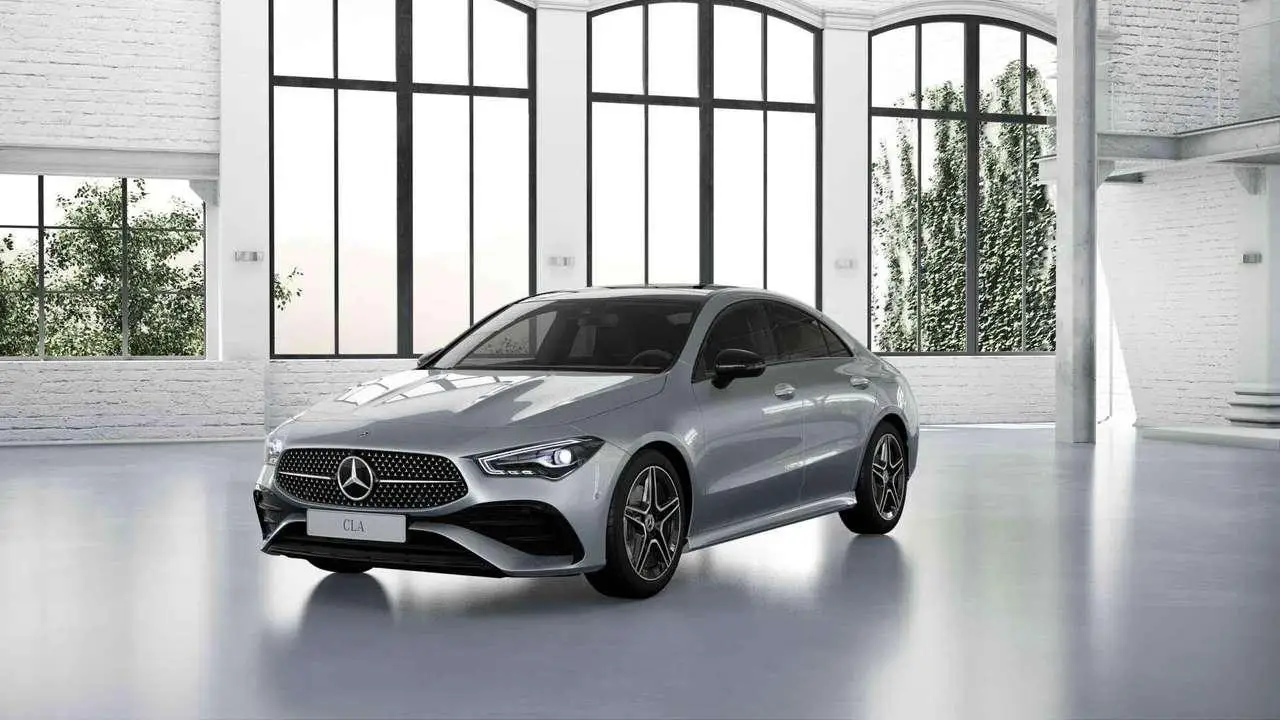 Photo 1 : Mercedes-benz Classe Cla 2024 Petrol