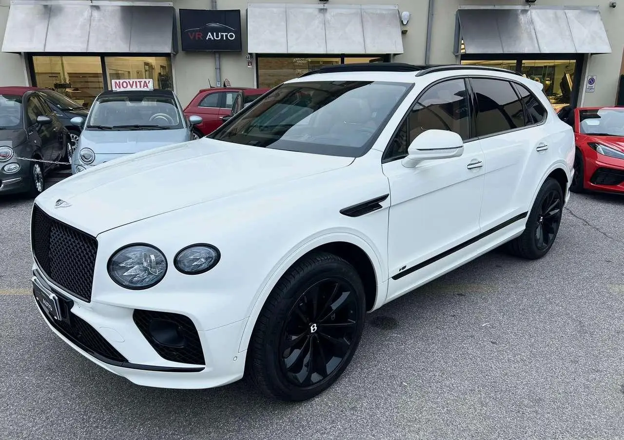 Photo 1 : Bentley Bentayga 2022 Petrol