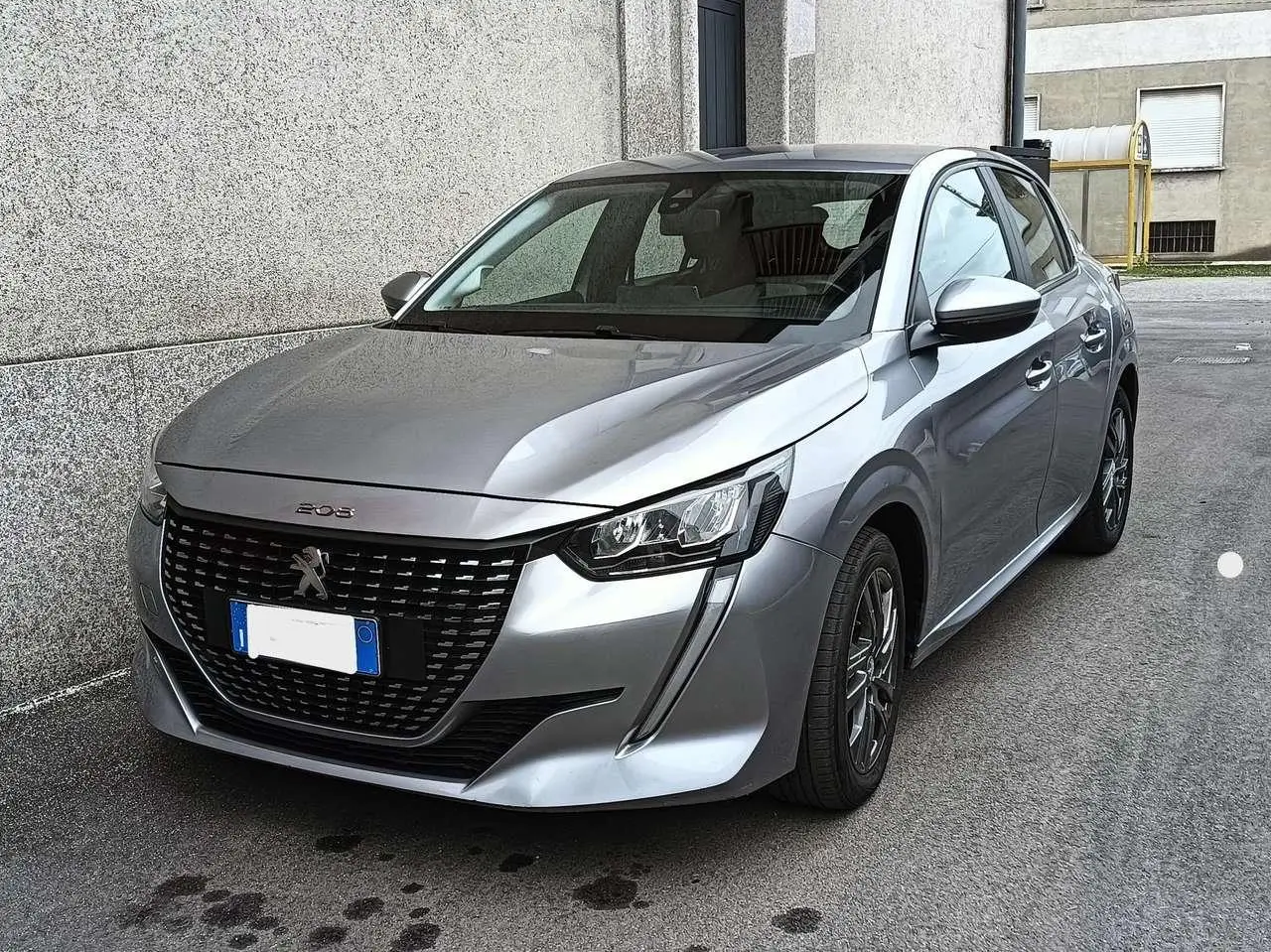 Photo 1 : Peugeot 208 2021 Essence