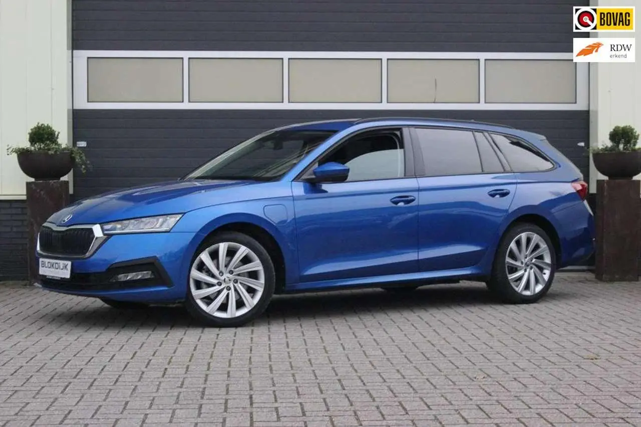 Photo 1 : Skoda Octavia 2022 Hybrid