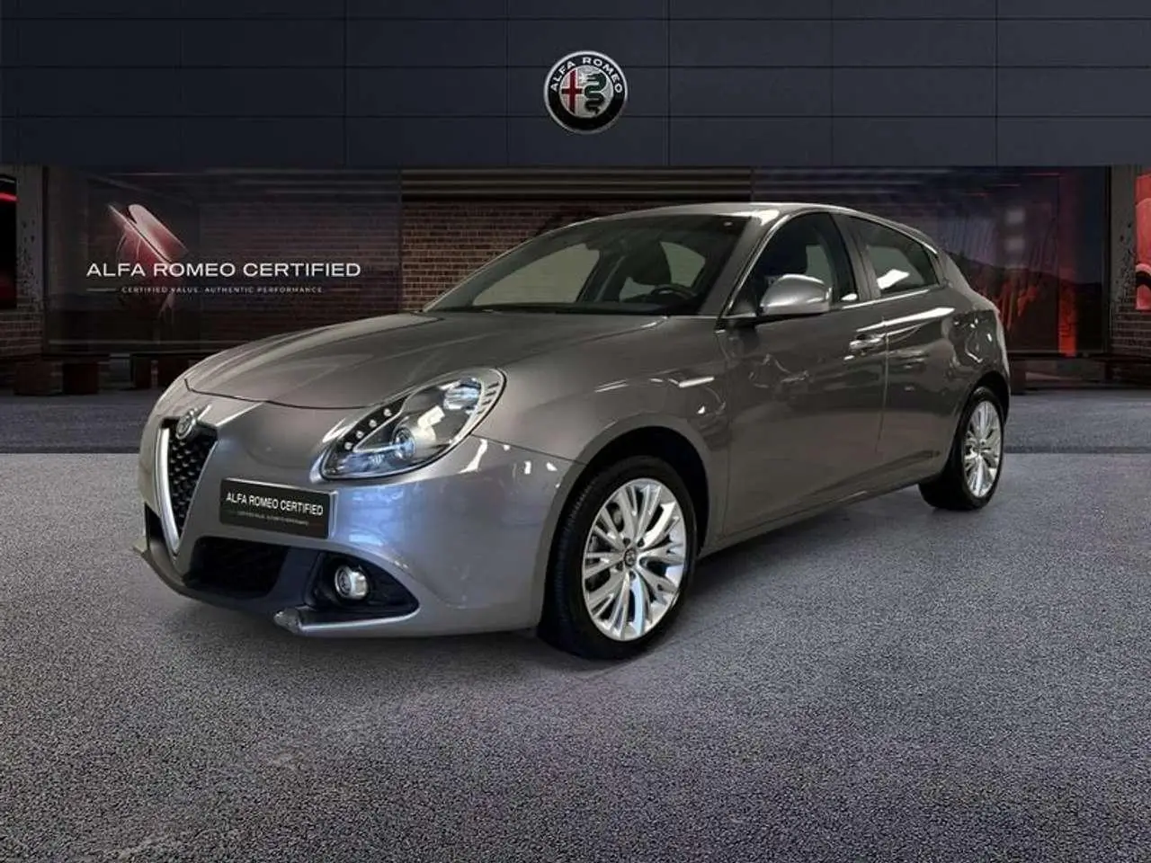 Photo 1 : Alfa Romeo Giulietta 2016 LPG