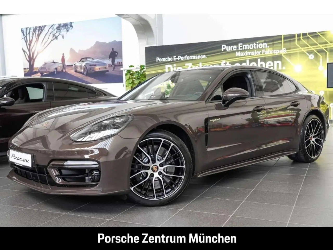 Photo 1 : Porsche Panamera 2023 Hybrid