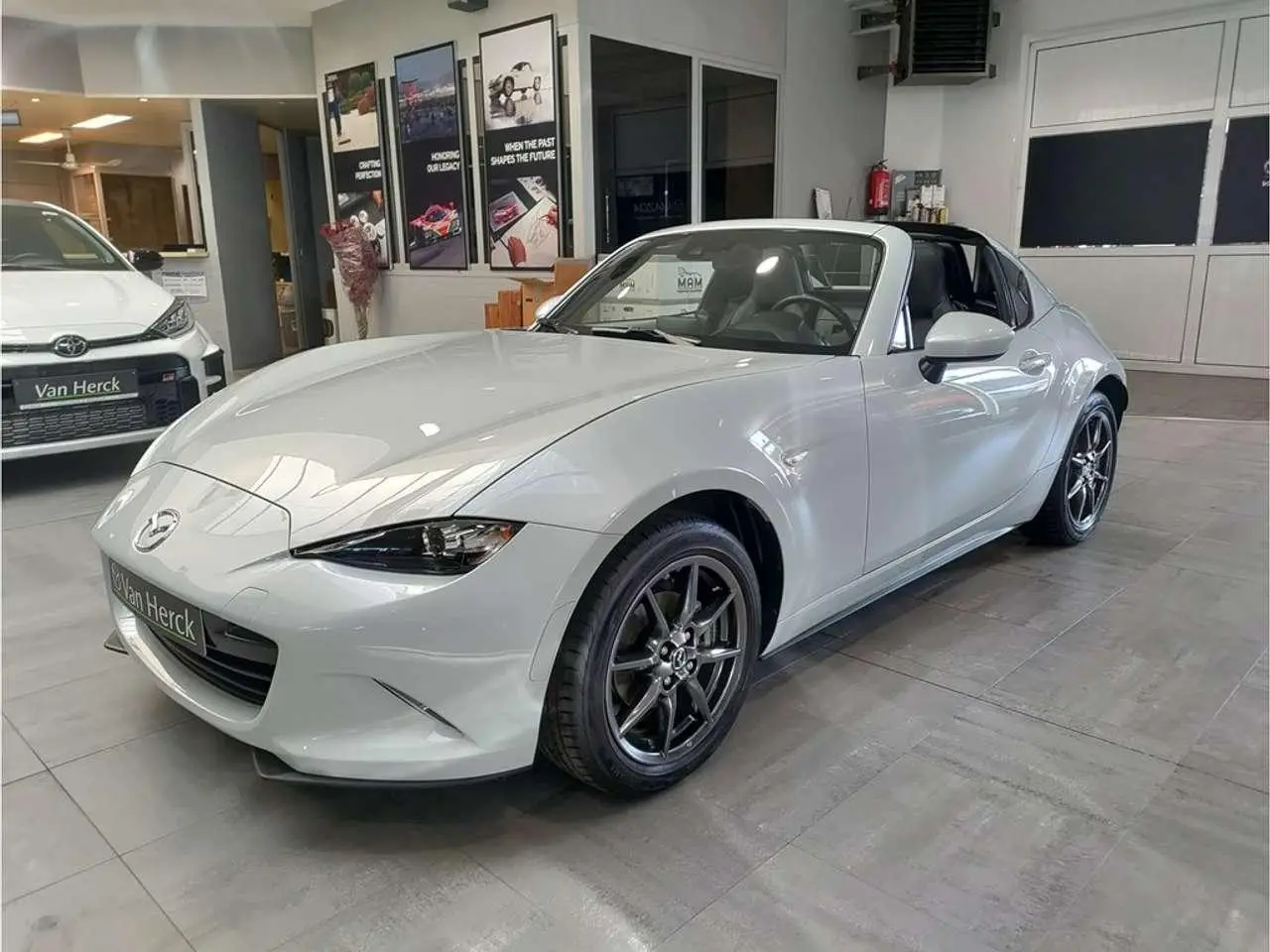 Photo 1 : Mazda Mx-5 2019 Essence