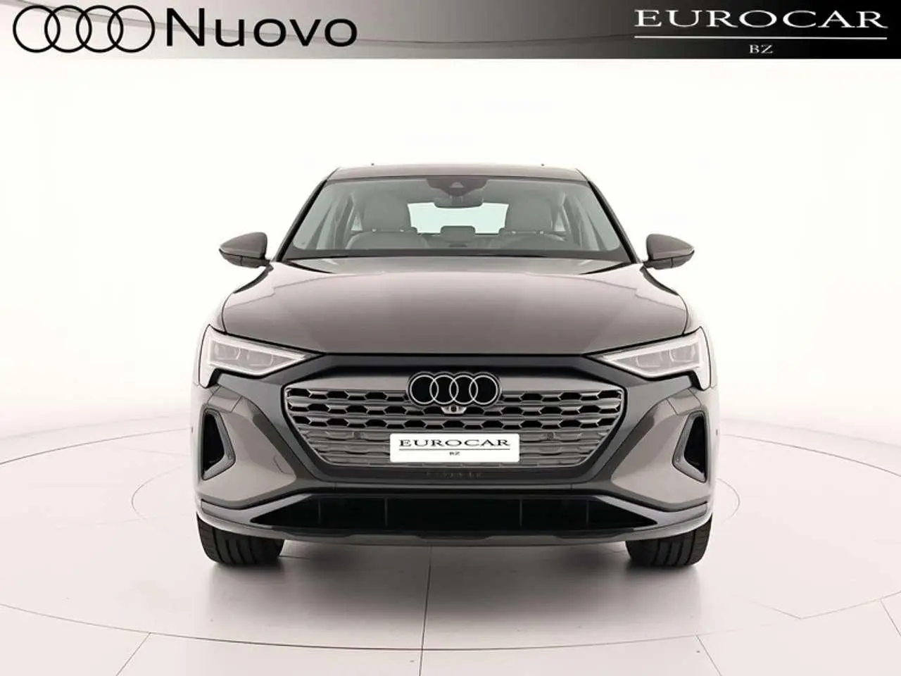 Photo 1 : Audi Q8 2024 Electric