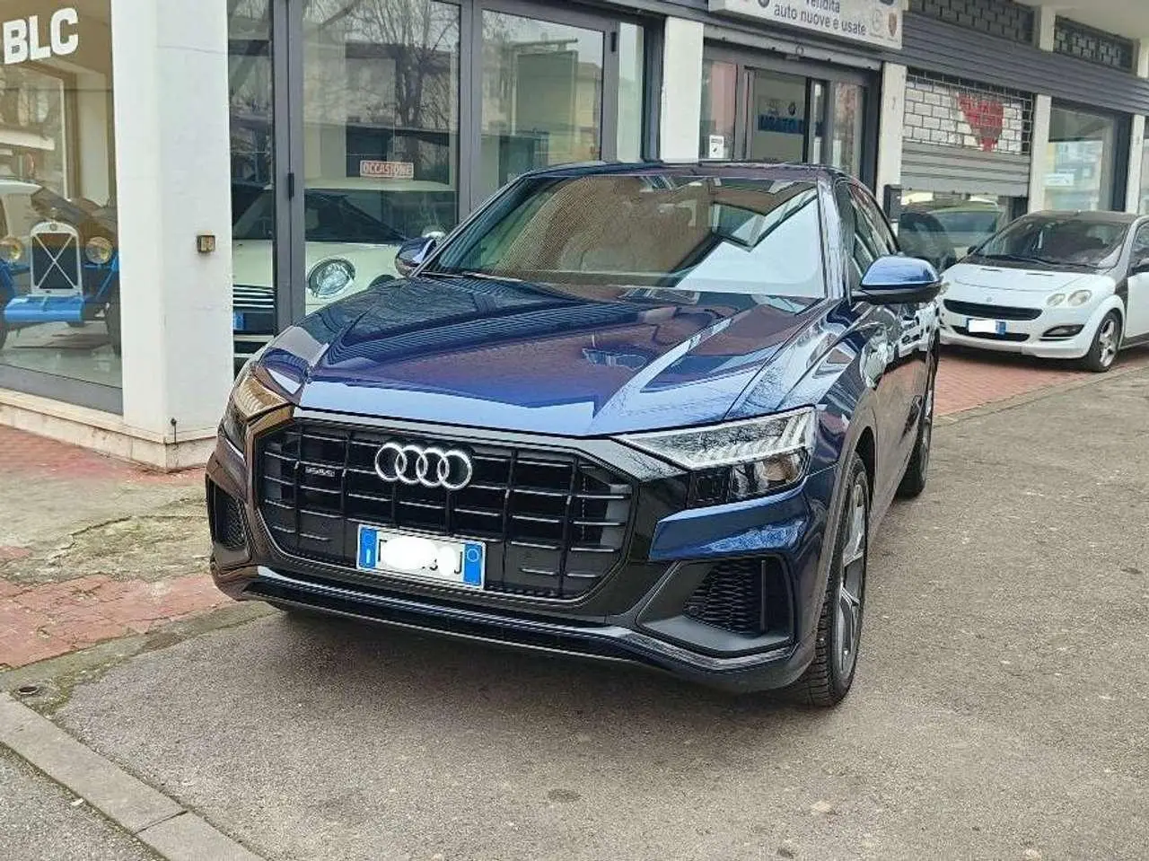 Photo 1 : Audi Q8 2019 Hybrid