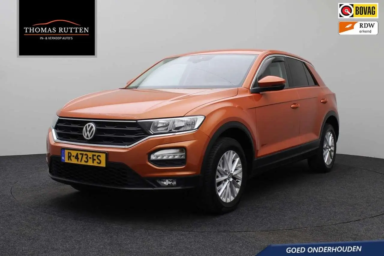 Photo 1 : Volkswagen T-roc 2018 Essence