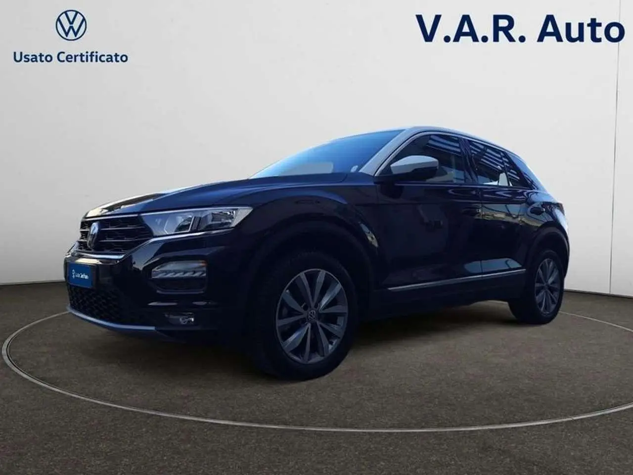 Photo 1 : Volkswagen T-roc 2021 Essence