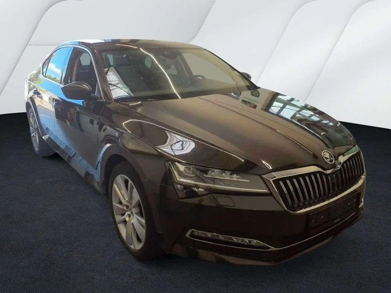 Photo 1 : Skoda Superb 2019 Petrol