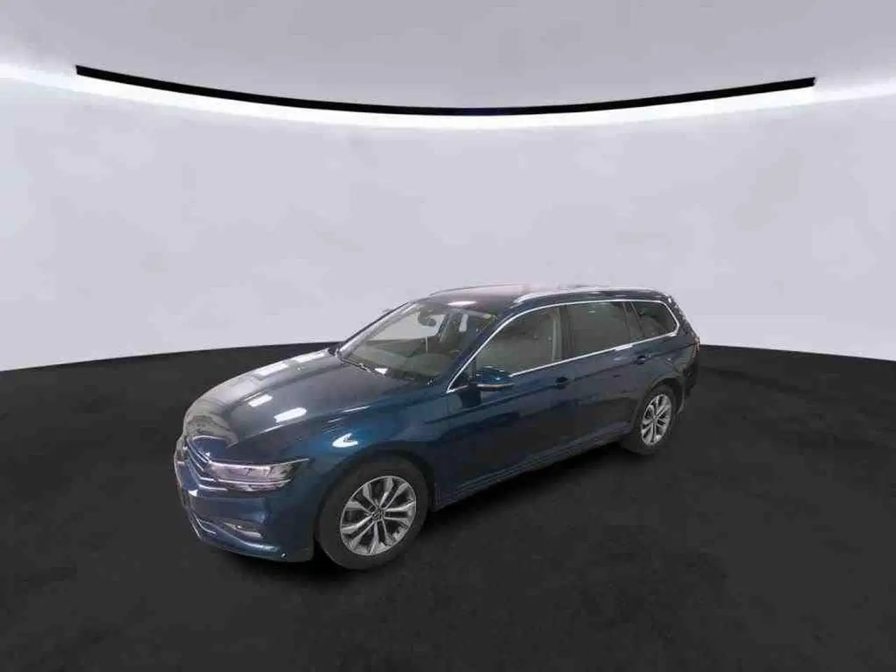 Photo 1 : Volkswagen Passat 2022 Diesel