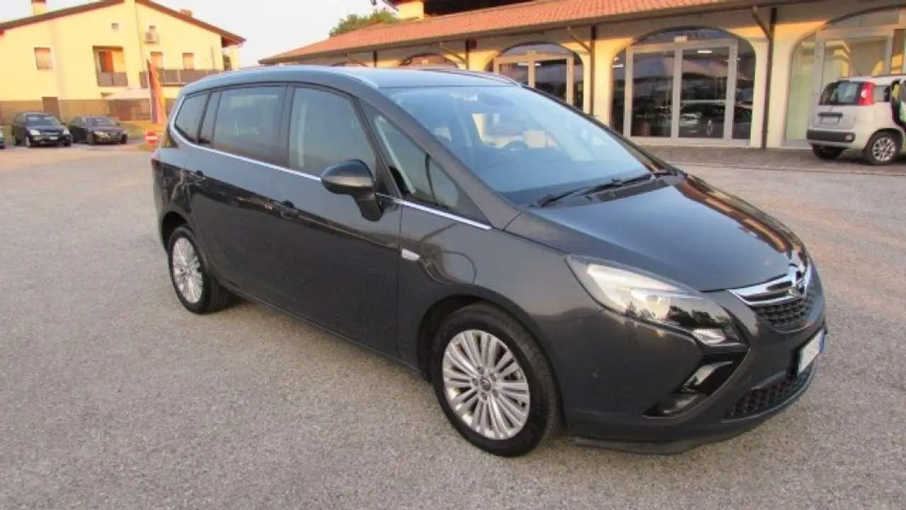 Photo 1 : Opel Zafira 2016 GPL