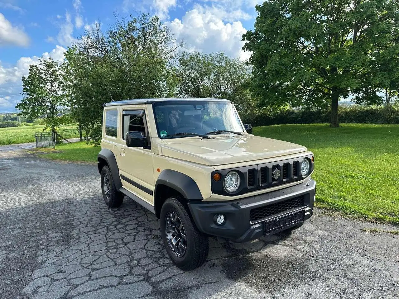 Photo 1 : Suzuki Jimny 2019 Essence