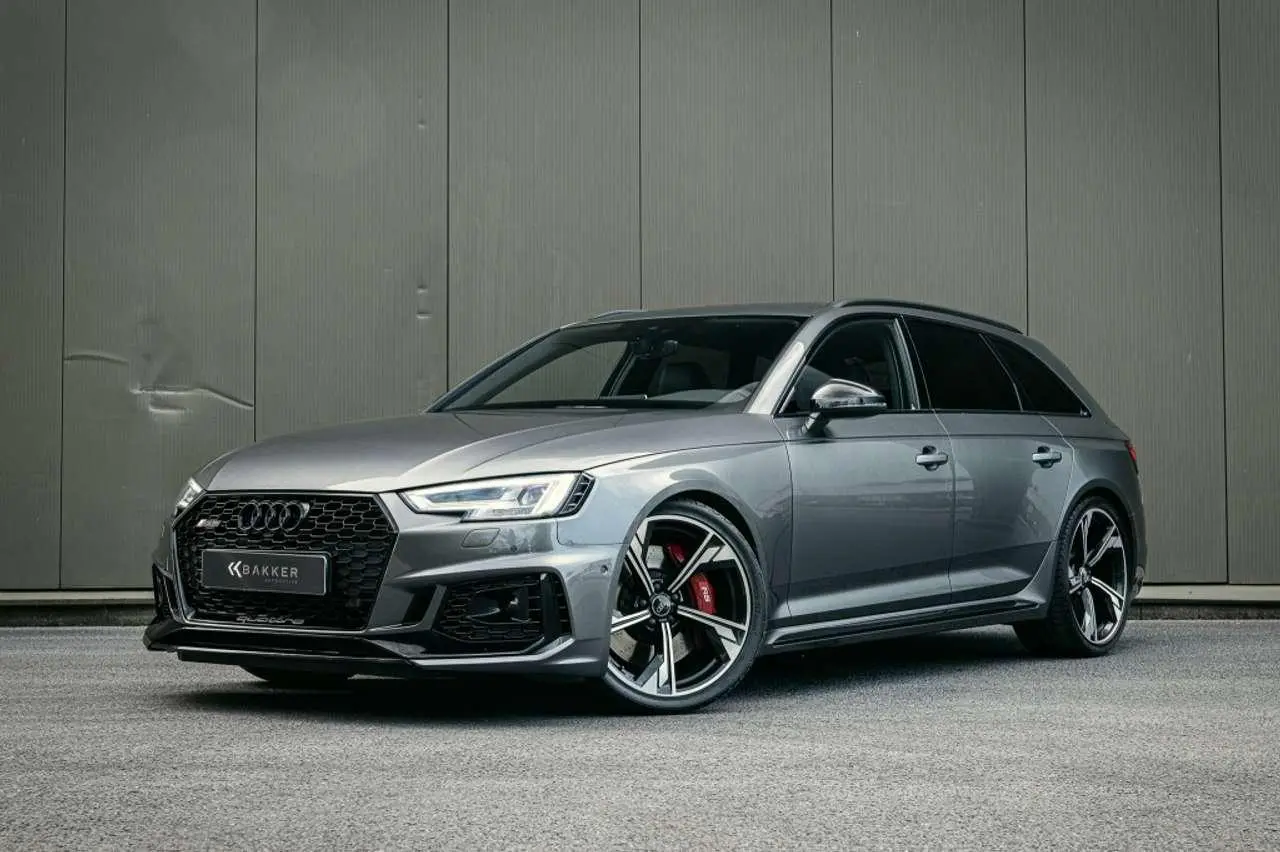 Photo 1 : Audi Rs4 2019 Essence