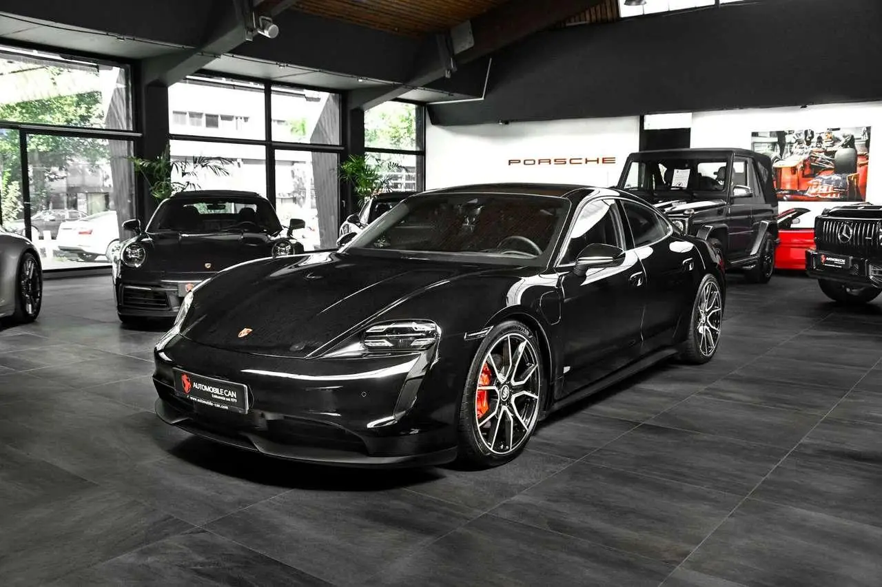 Photo 1 : Porsche Taycan 2022 Electric