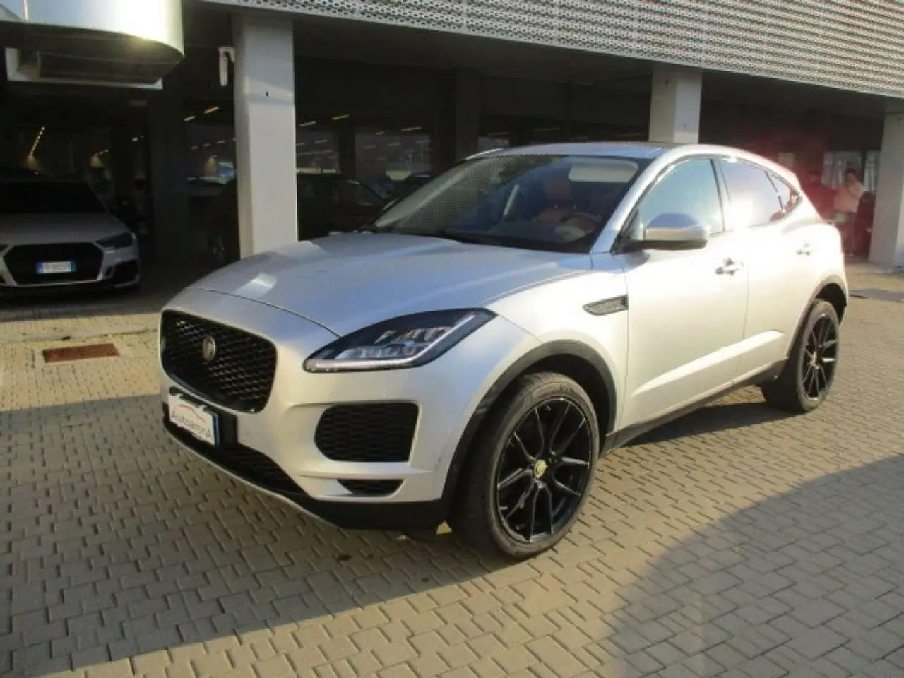 Photo 1 : Jaguar E-pace 2018 Diesel