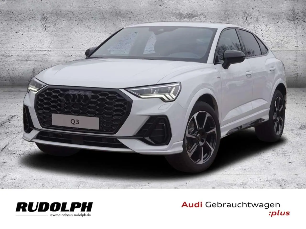 Photo 1 : Audi Q3 2023 Essence