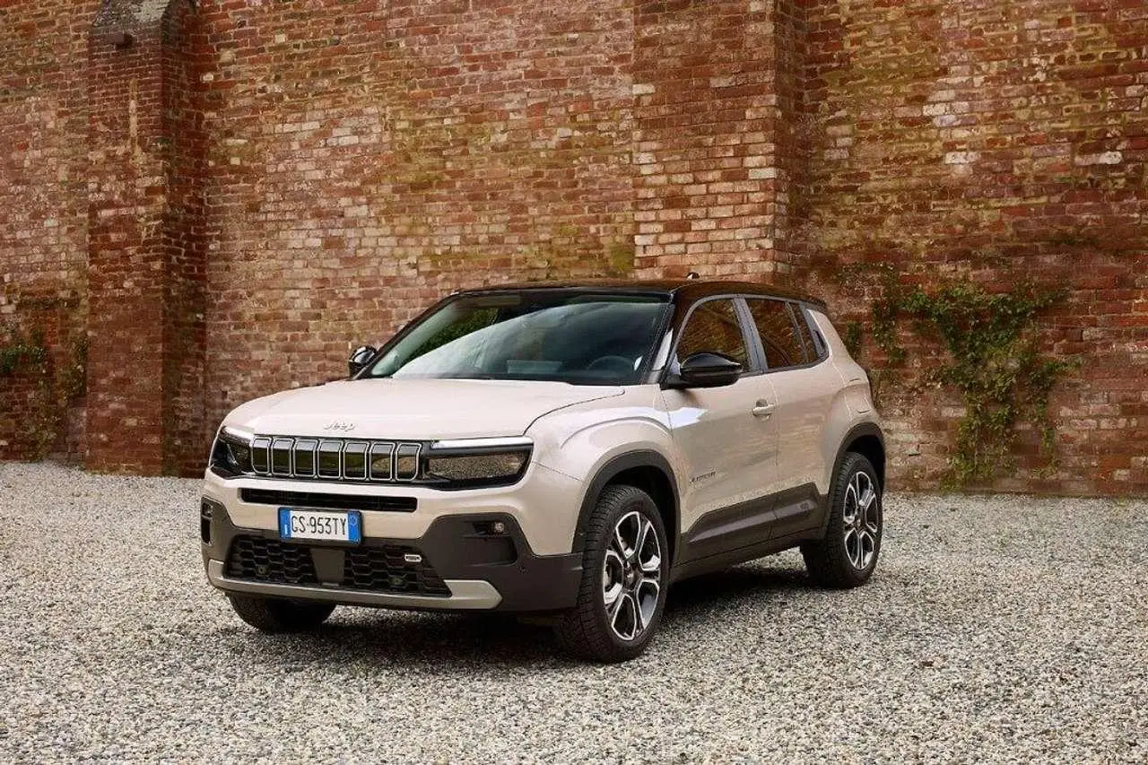 Photo 1 : Jeep Avenger 2024 Hybrid