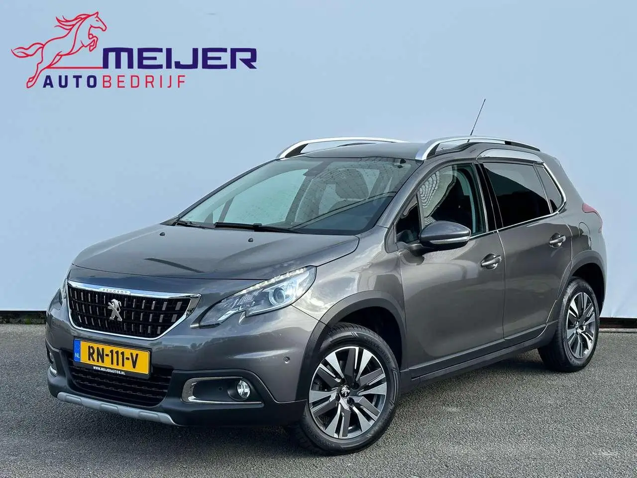 Photo 1 : Peugeot 2008 2018 Petrol