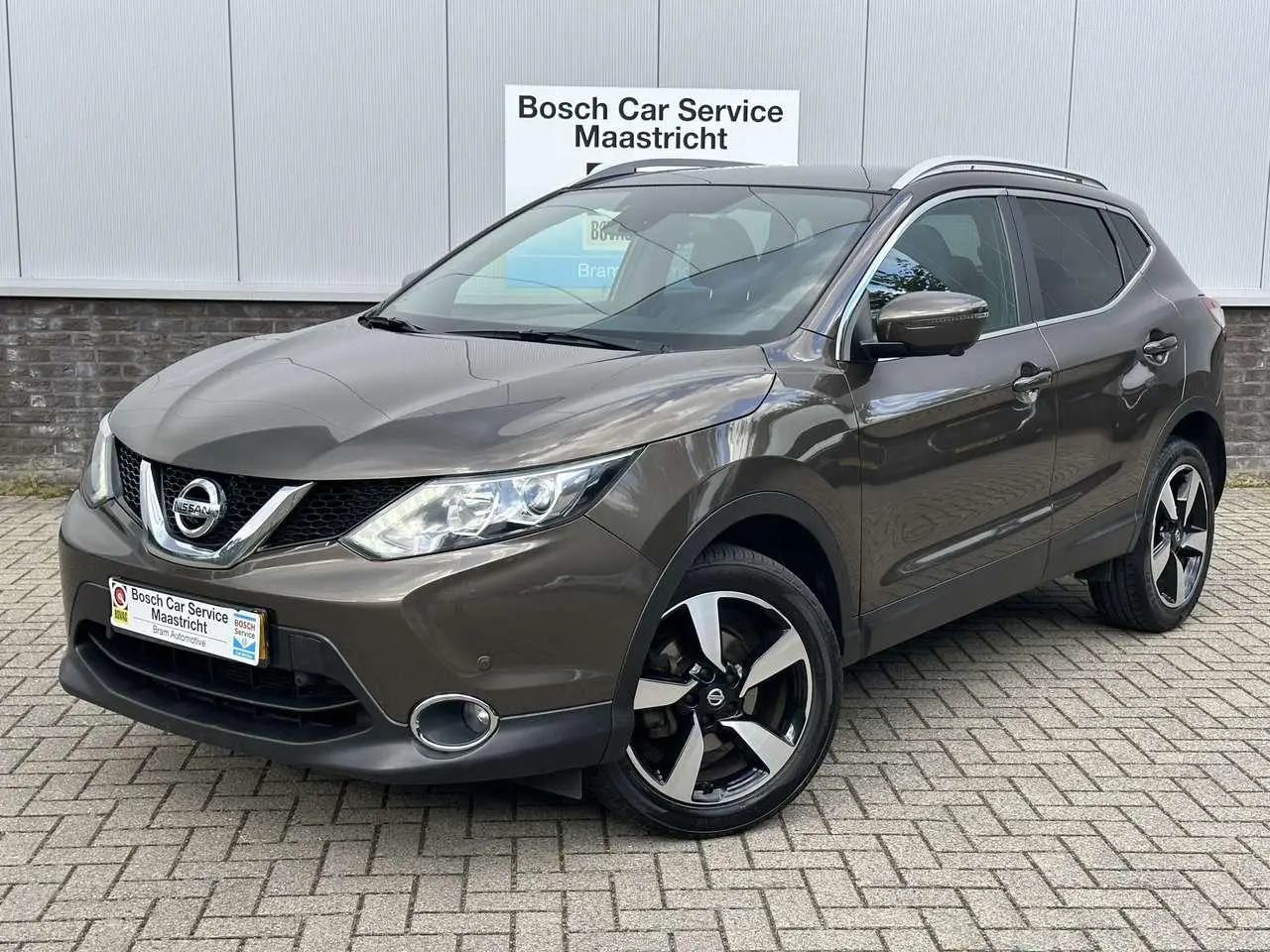 Photo 1 : Nissan Qashqai 2017 Petrol